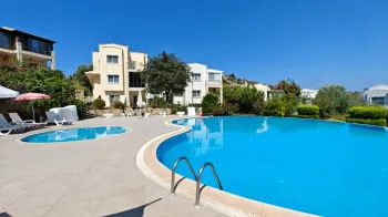 Garden Yalikavak family home with shared pool